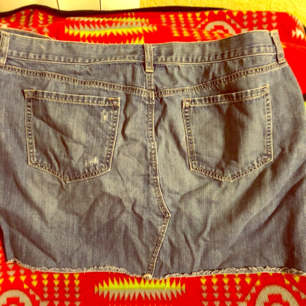 Plus size 18 jean mini skirt EUC by old navy